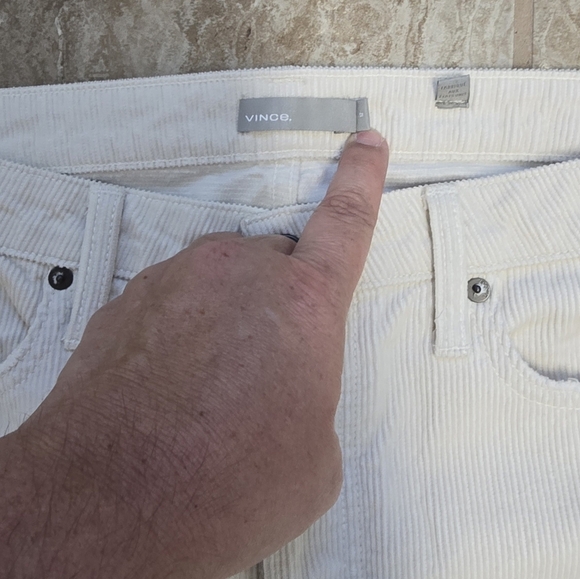 VINCE Women's Slouch Cropped Corduroy Pants Winter White Size 12 Minimialist - Picture 7 of 10